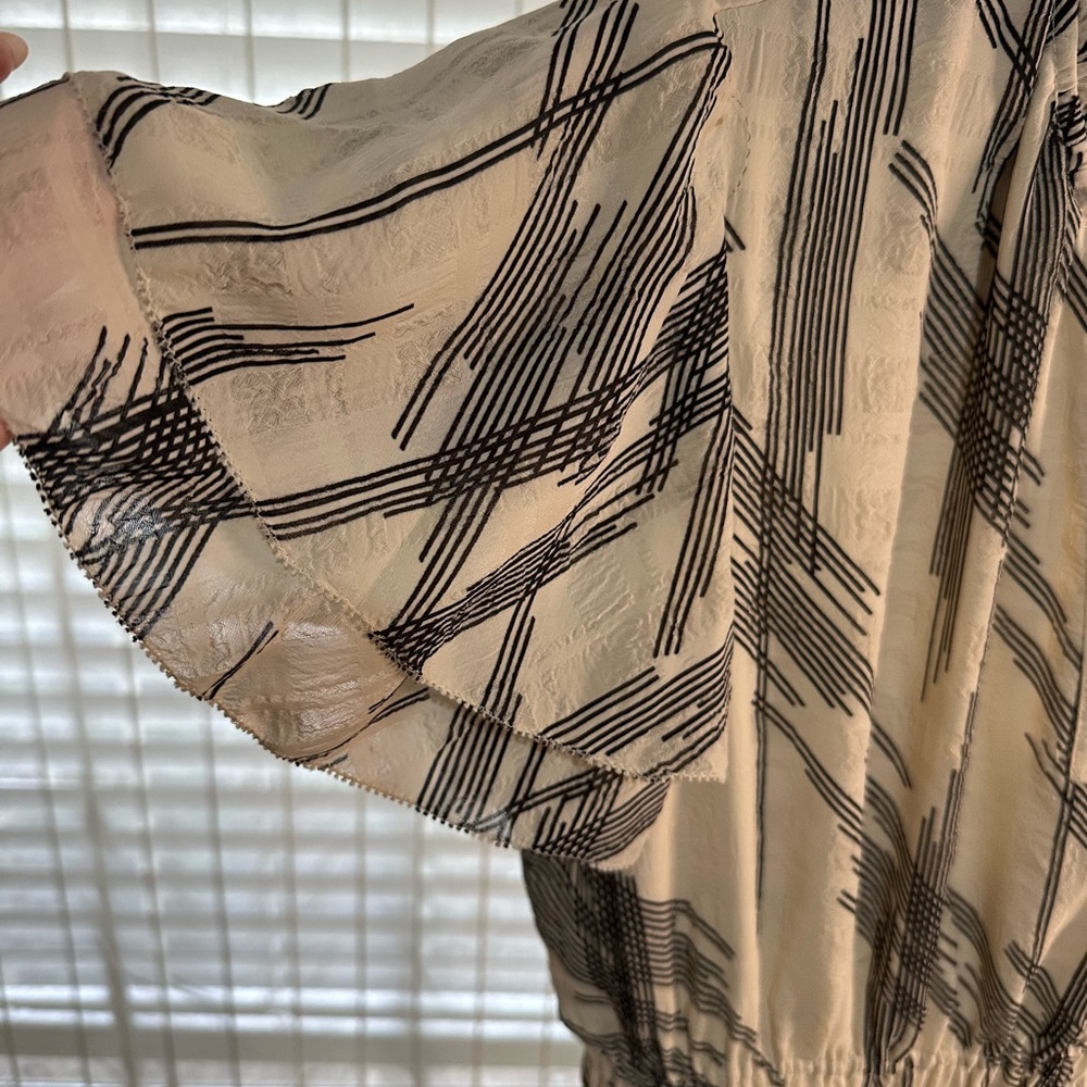 Bohme Cream and Black Patterned Midi Dress with flutter sleeves - Picture 4 of 5